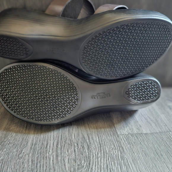 *Eastland Laurel Wedge Sandal* - Picture 5 of 9